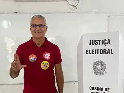 Prefeito Roberto Amorim, da cidade de Apuarema.