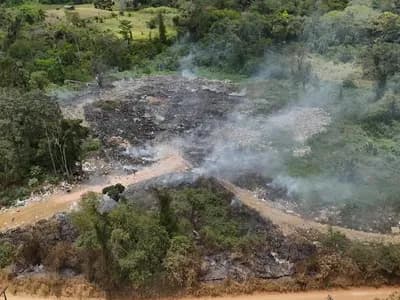 Fumaça tóxica tem afetado de forma severa moradores.