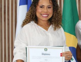 "Um desafio em continuar este trabalho de excelência", diz Daiana Santana, prefeita eleita de Gandu, durante diplomação