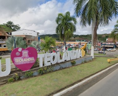 Estudantes universitários de Teolândia que estudam em Valença terão transporte gratuito, anuncia prefeitura 