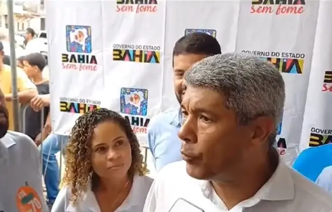 Jerônimo sinaliza apoio a Daiana Santana em Gandu 